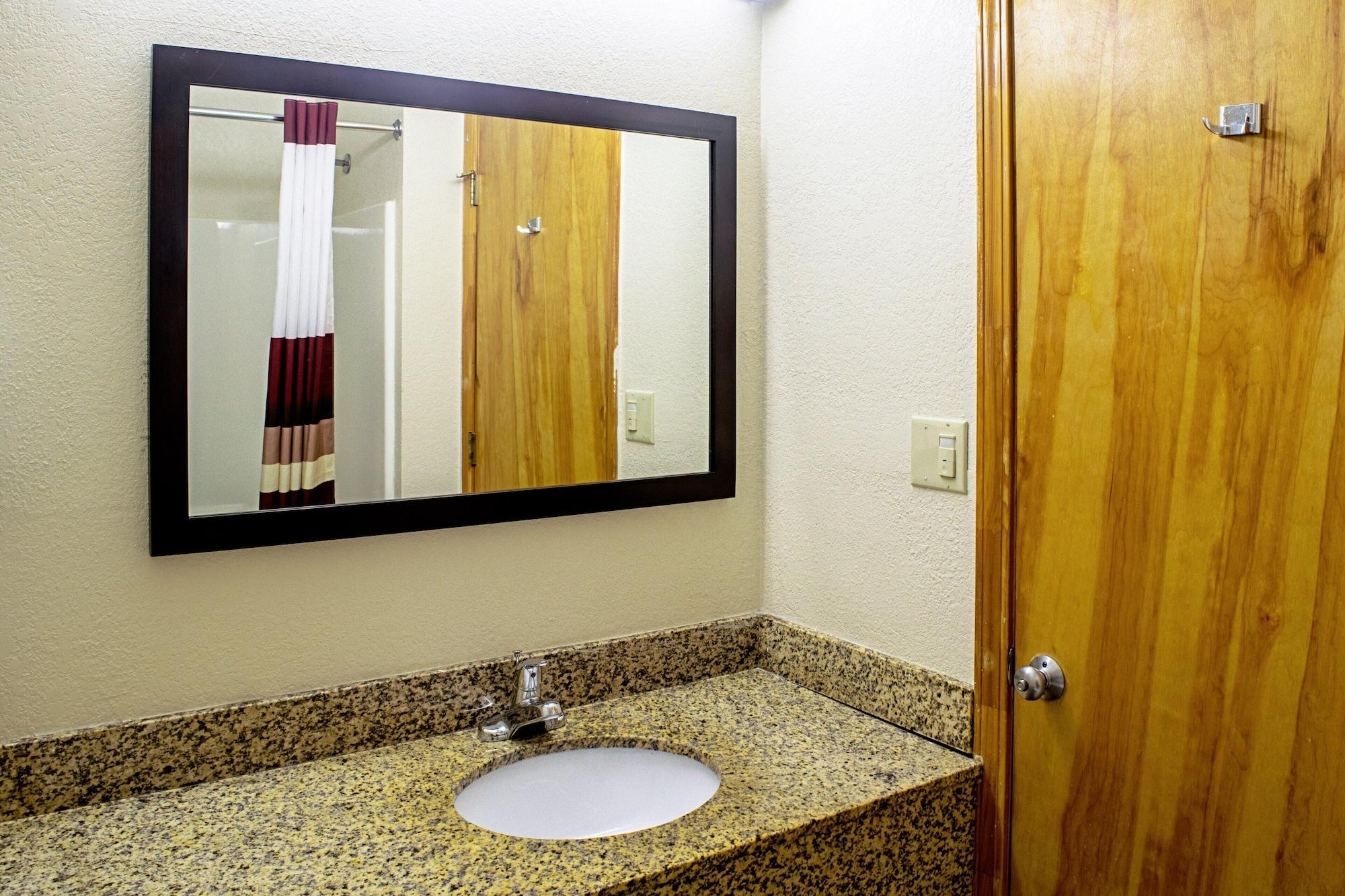 Red Roof Inn & Suites Middletown - Franklin Buitenkant foto