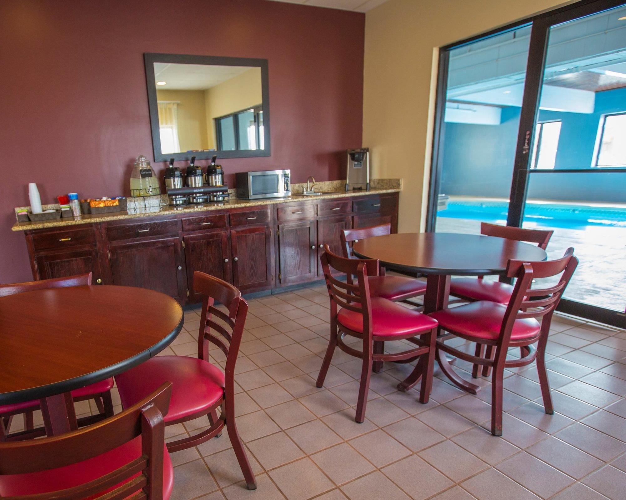 Red Roof Inn & Suites Middletown - Franklin Buitenkant foto